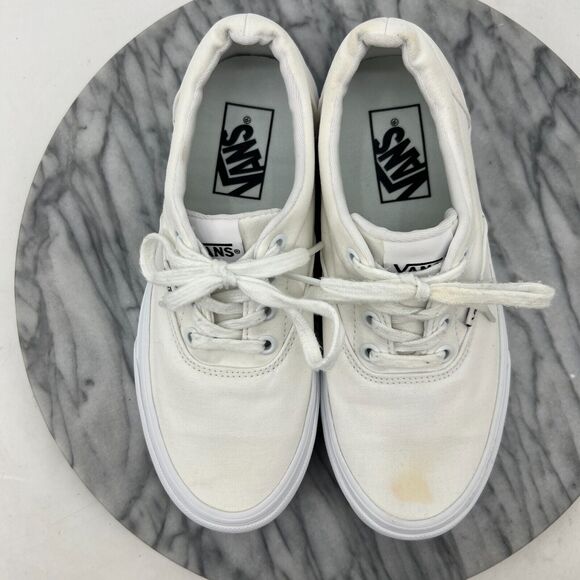 Vans Sneakers Womens 6.5 White Canvas Sneaker Low Top Lace Up Classic Skate Shoe - Picture 2 of 12